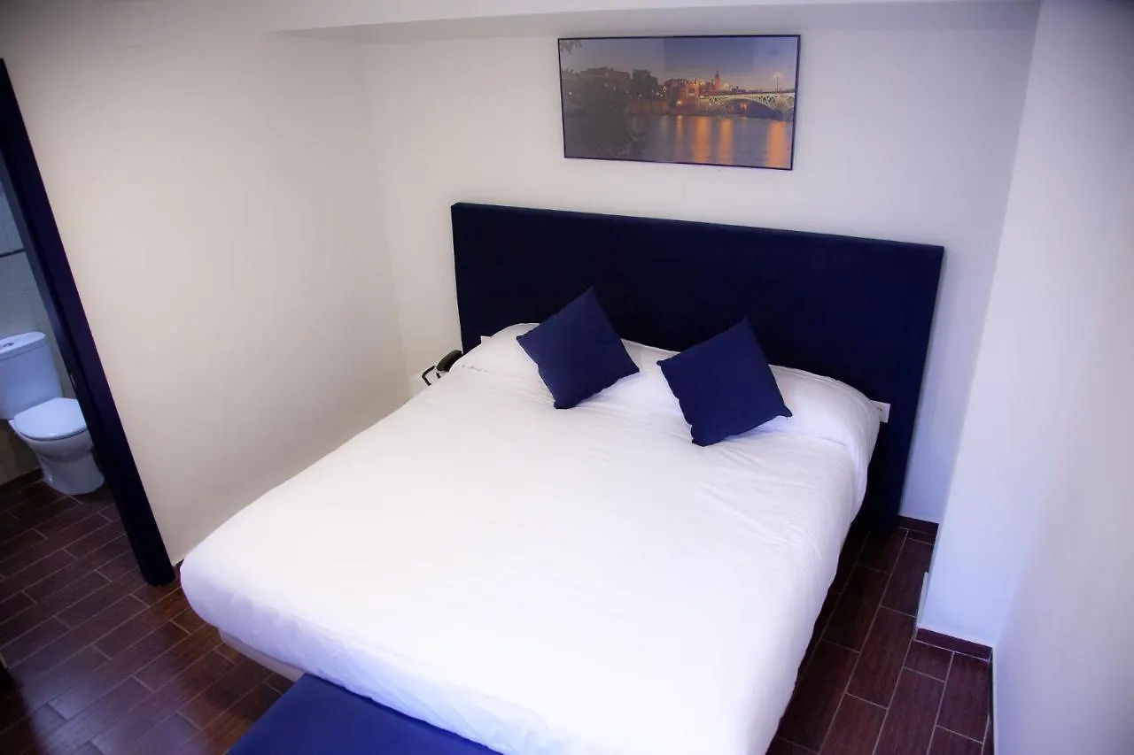 Noches En Triana Hotel Seville Spain