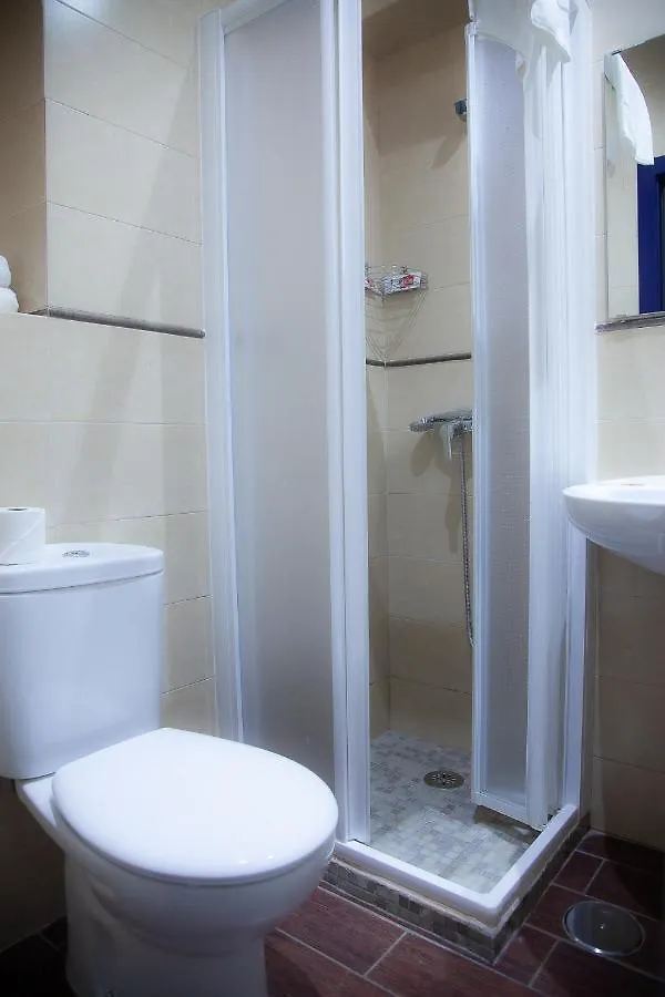 فندق Noches En Triana إشبيلية